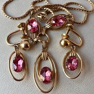 VINTAGE VAN DELL 12K GF BUBBLE GUM PINK RHINESTONES GLASS NECKLACE EARRINGS SET